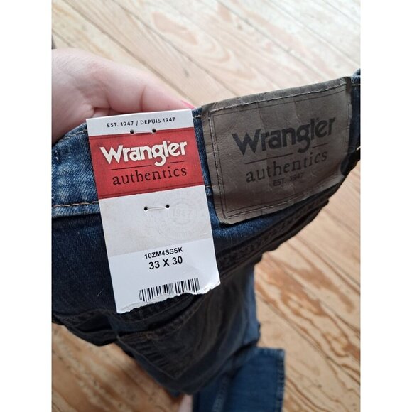 New Wrangler Authentics Denim Jeans Pants Men's 33 x 30 Dark Wash NWT - Picture 2 of 2